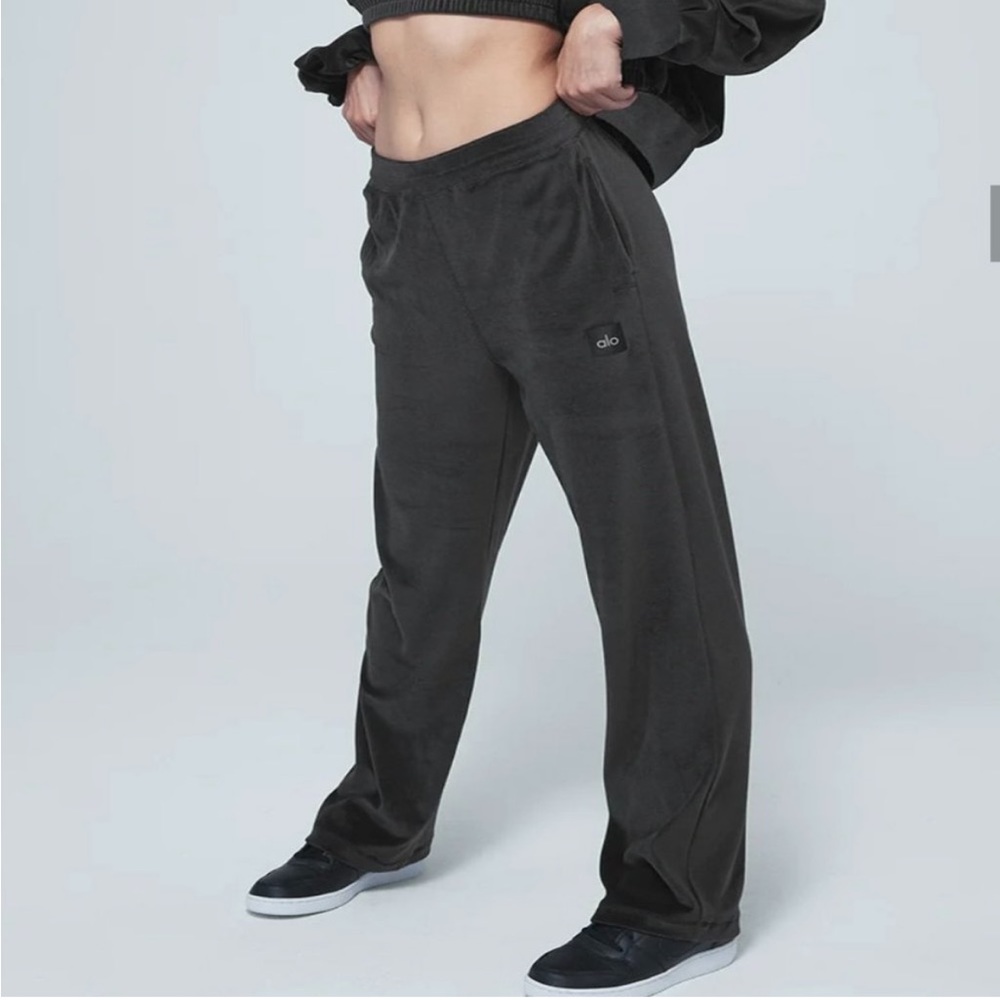 Alo Velour High Waisted Sweatpants